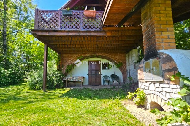 Eladó családi ház, Győrújbaráton 48.9 M Ft, 3 szobás