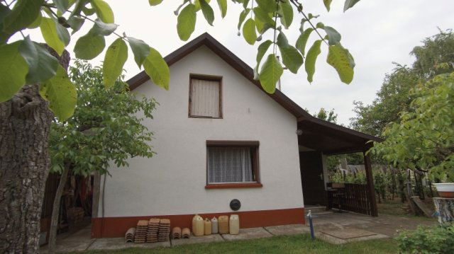 Eladó családi ház, Debrecenben 42.9 M Ft, 1 szobás