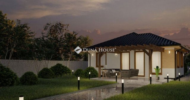 Eladó családi ház, Deszken 73.757 M Ft, 5 szobás