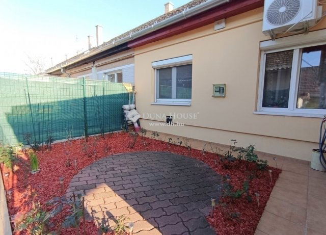 Eladó téglalakás, Budapesten, IX. kerületben 85.7 M Ft, 2 szobás