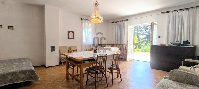 Eladó nyaraló, Balatongyörökön 109 M Ft, 4 szobás