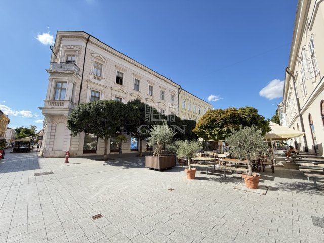 Kiadó téglalakás, albérlet, Székesfehérvárott 210 E Ft / hó