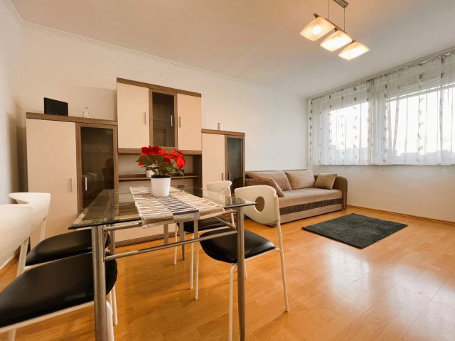 Eladó téglalakás, Budapesten, XIV. kerületben, Örs vezér terén