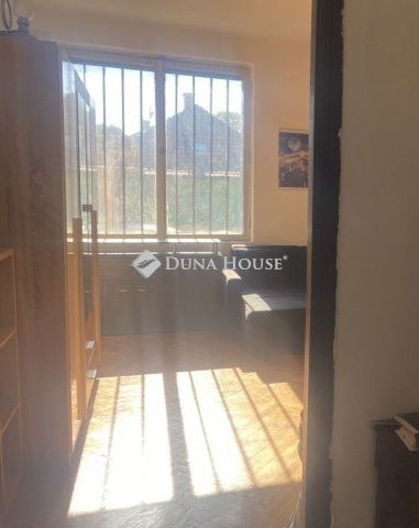 Eladó családi ház, Budapesten, XVIII. kerületben 94 M Ft