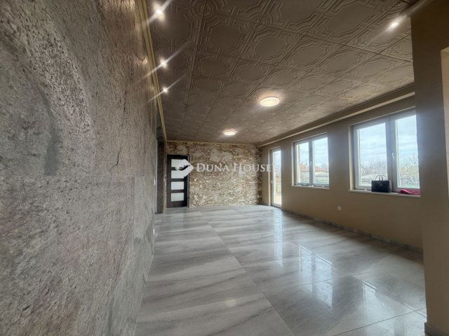 Eladó családi ház, Törtelen, Luzsányi Pál úton 55.9 M Ft