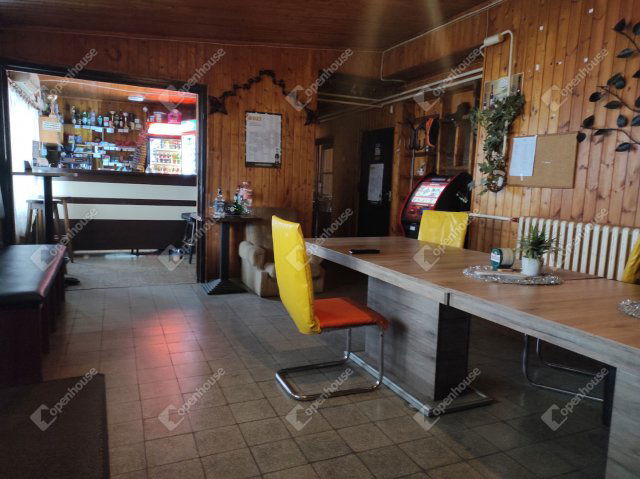 Eladó családi ház, Banán 60 M Ft, 3 szobás