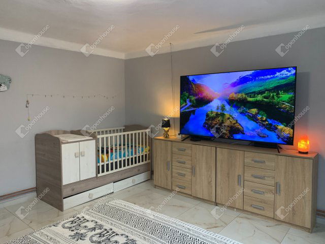 Eladó családi ház, Murakeresztúron 28.9 M Ft, 3 szobás