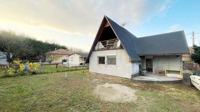 Eladó családi ház, Délegyházán 37.9 M Ft, 5 szobás