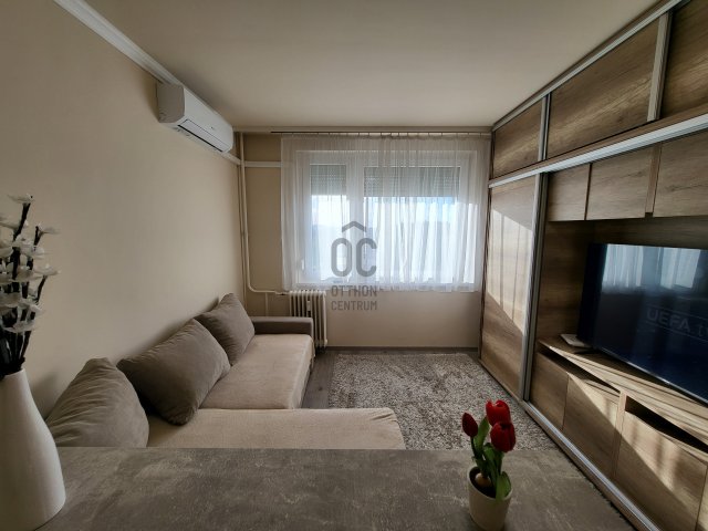 Eladó panellakás, Debrecenben 59 M Ft, 3 szobás