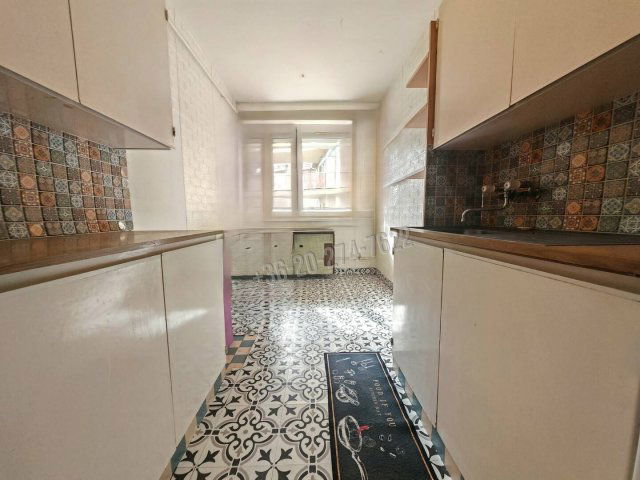 Eladó téglalakás, Egerben 64.9 M Ft, 3+1 szobás