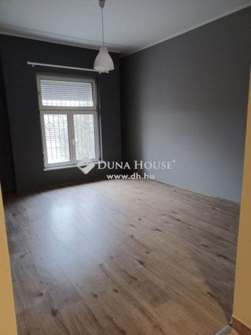 Eladó családi ház, Kecskeméten 349.9 M Ft, 4 szobás