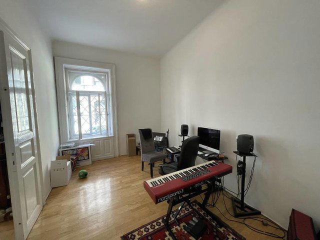 Eladó téglalakás, Budapesten, VII. kerületben, Jósika utcában