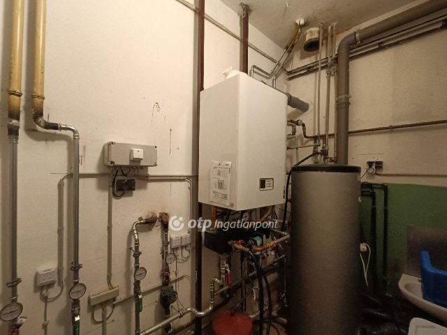 Eladó ipari ingatlan, Pakson 700 M Ft / költözzbe.hu