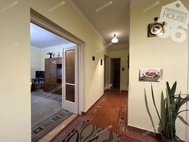 Eladó családi ház, Kecskeméten 63.5 M Ft, 3 szobás