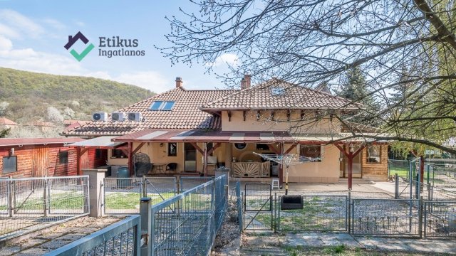 Eladó családi ház, Sajógalgócon 40 M Ft, 6 szobás
