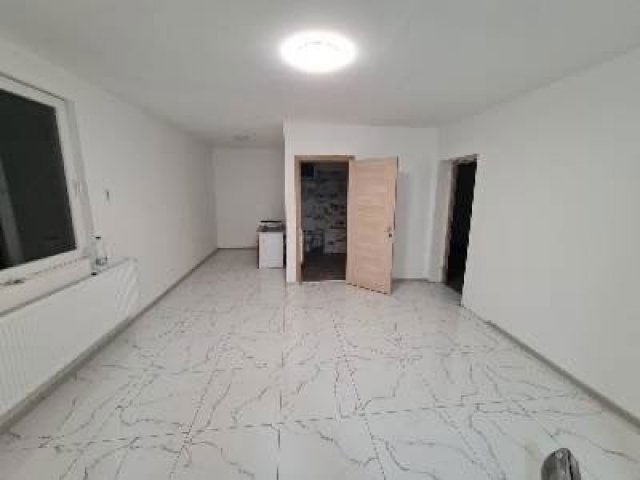 Eladó családi ház, Érpatakon 21.5 M Ft, 2 szobás