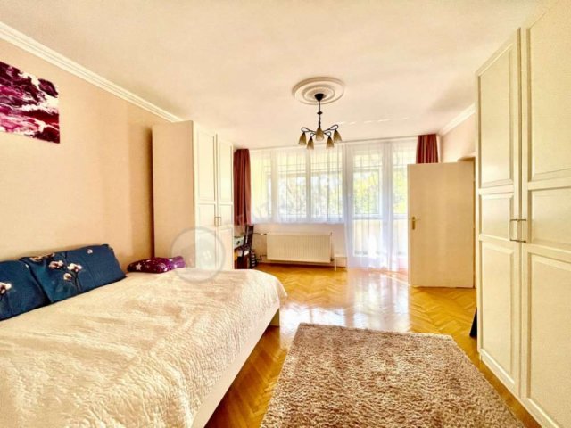 Kiadó téglalakás, albérlet, XI. kerületben, Ménesi úton