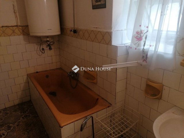 Eladó családi ház, Tótszentgyörgyön 11.9 M Ft, 4 szobás