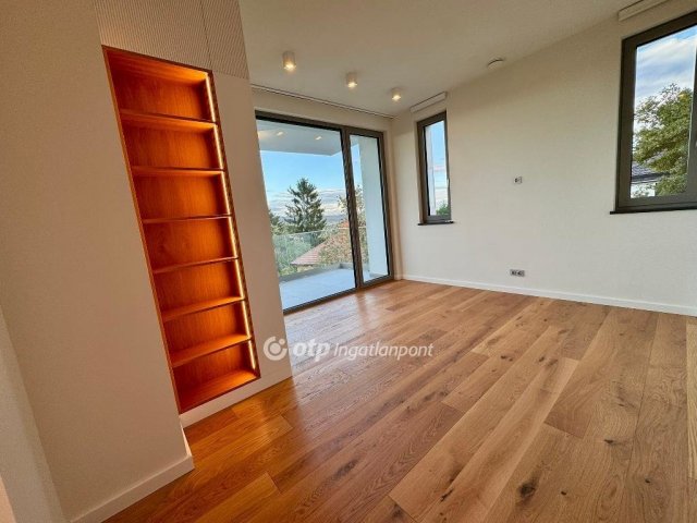 Eladó családi ház, Budapesten, II. kerületben 989 M Ft, 5 szobás