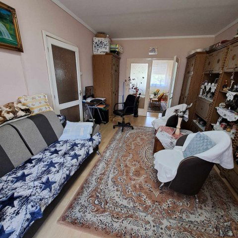 Eladó panellakás, Nyíregyházán 43 M Ft, 2+2 szobás