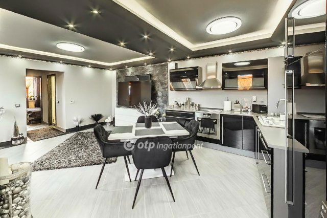 Eladó téglalakás, Egerben 61.9 M Ft, 1+2 szobás