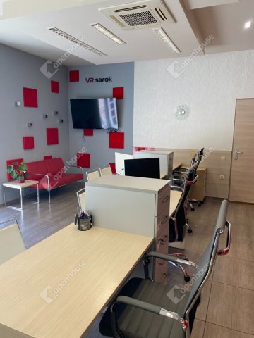 Kiadó üzlethelyiség, Győrött 1290 E Ft / hó