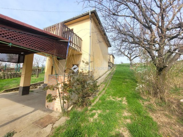 Eladó nyaraló, Mohácson 14.9 M Ft, 2 szobás