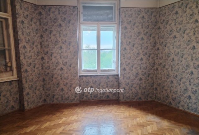 Eladó téglalakás, Budapesten, VIII. kerületben 46.9 M Ft