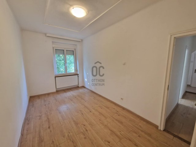 Eladó téglalakás, Tatabányán 37.9 M Ft, 2 szobás