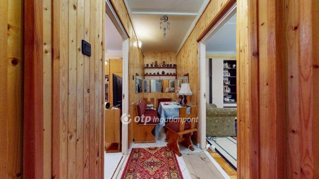 Eladó panellakás, Kisvárdán 35 M Ft, 2 szobás