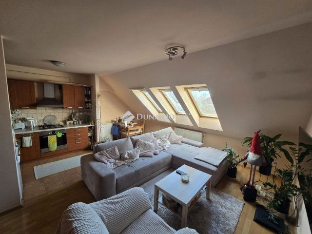 Eladó nyaraló, Szegeden 61.99 M Ft, 3 szobás