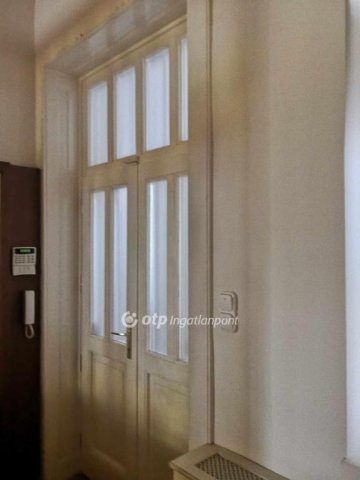 Kiadó téglalakás, albérlet, Kecskeméten 235 E Ft / hó