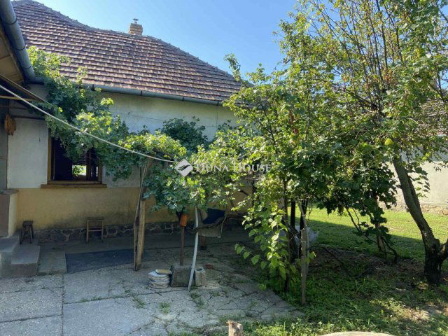 Eladó családi ház, Decsen, Bíborvég utcában 25.9 M Ft