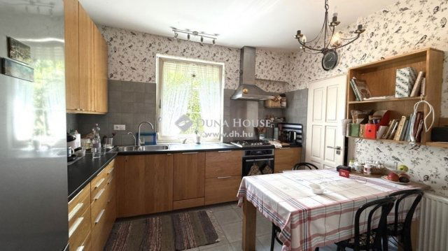 Eladó ikerház, Budapesten, XIX. kerületben 289 M Ft, 7 szobás