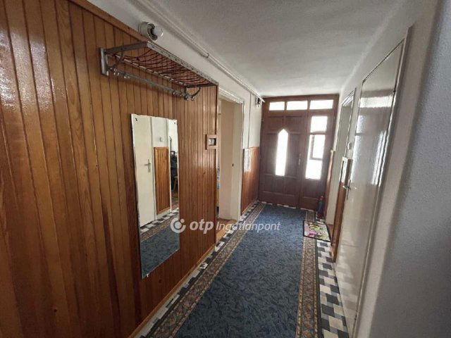 Eladó családi ház, Bagon 81 M Ft, 6+1 szobás