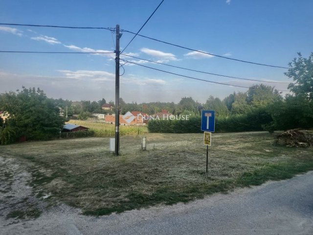 Eladó telek, Fehérvárcsurgón 13 M Ft / költözzbe.hu