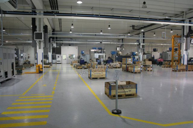 Kiadó ipari ingatlan, Győrött 4487 E Ft / hó