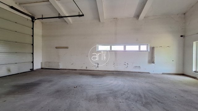 Eladó ipari ingatlan, Újszentivánon 55 M Ft