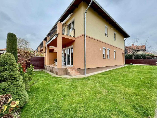 Eladó sorház, Dunakeszin 139.9 M Ft, 5 szobás