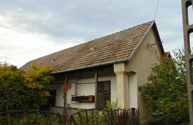 Eladó családi ház, Igalon 7 M Ft, 1+1 szobás