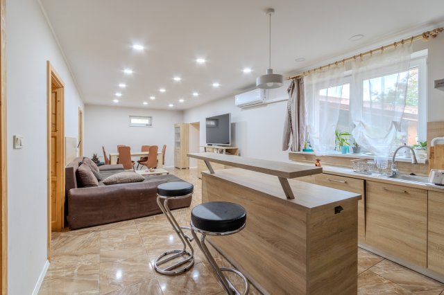Eladó családi ház, Cserépfaluban 58 M Ft, 4 szobás