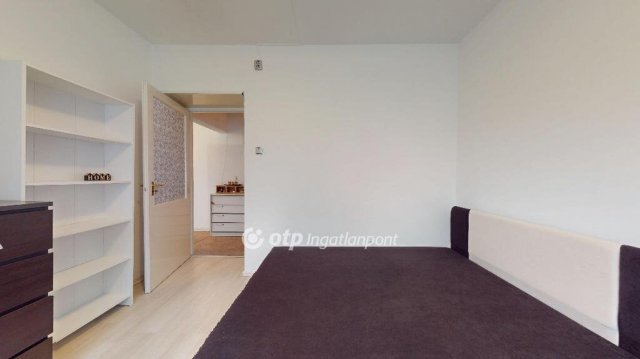 Kiadó panellakás, albérlet, Miskolcon 130 E Ft / hó, 2 szobás
