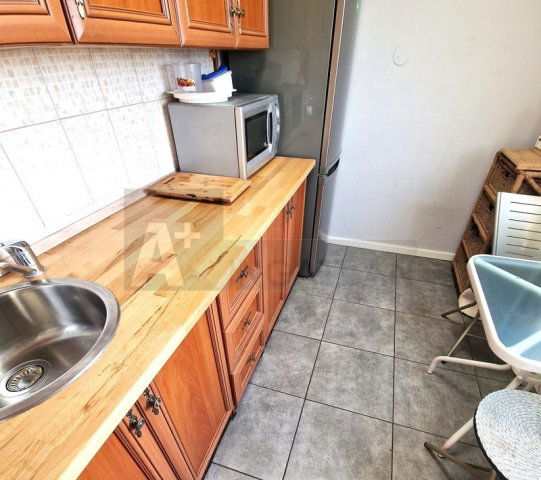 Eladó panellakás, Szegeden 47.9 M Ft, 2 szobás