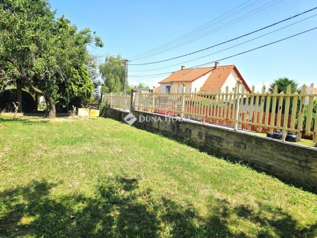 Kiadó családi ház, albérlet, Pécsett 290 E Ft / hó, 4 szobás