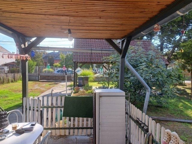 Eladó családi ház, Gyömrőn 61.99 M Ft, 3 szobás
