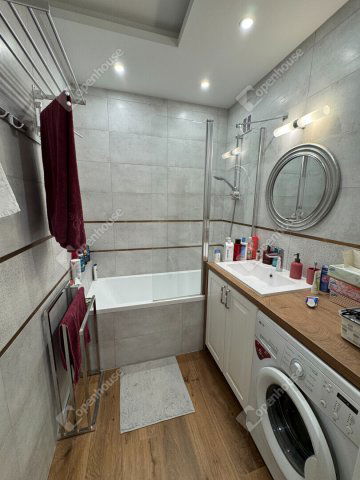 Eladó panellakás, Dunakeszin 92.5 M Ft, 3 szobás