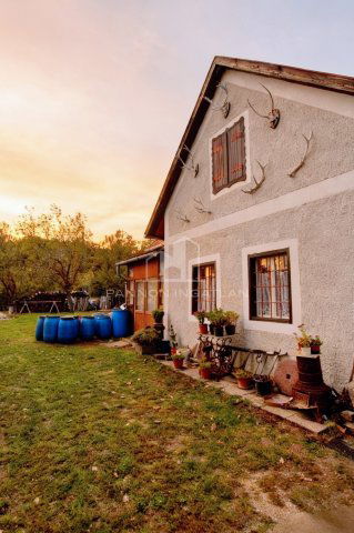 Eladó családi ház, Balatonudvariban 110 M Ft, 5 szobás