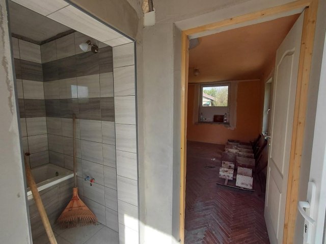 Eladó nyaraló, Ácson 11.84 M Ft, 2 szobás / költözzbe.hu