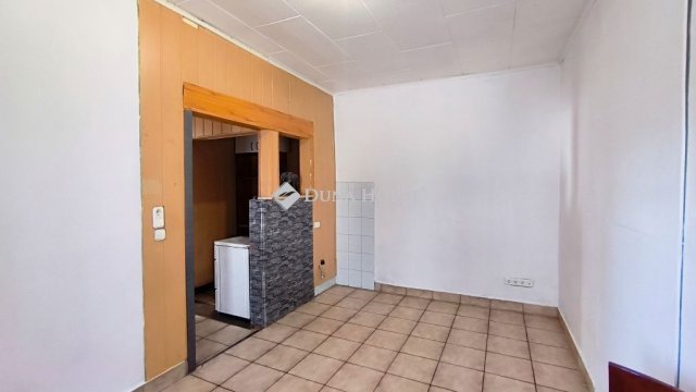 Eladó téglalakás, Budapesten, XX. kerületben 34 M Ft, 1+1 szobás