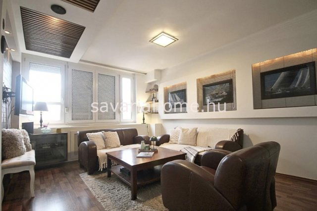 Eladó téglalakás, Szombathelyen 59.9 M Ft, 3 szobás